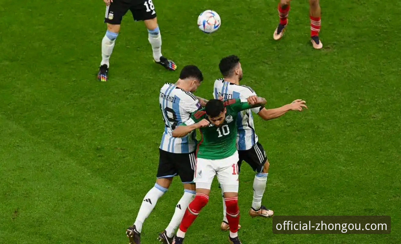 阿根廷5-0大胜赞比亚最新动态：梅西让点球成就奥塔门迪主场告别战感人瞬间