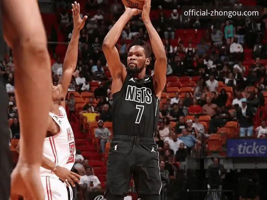 NBA焦点战深度评测：雷霆加时险胜活塞，亚历山大47分封神之战全面分析